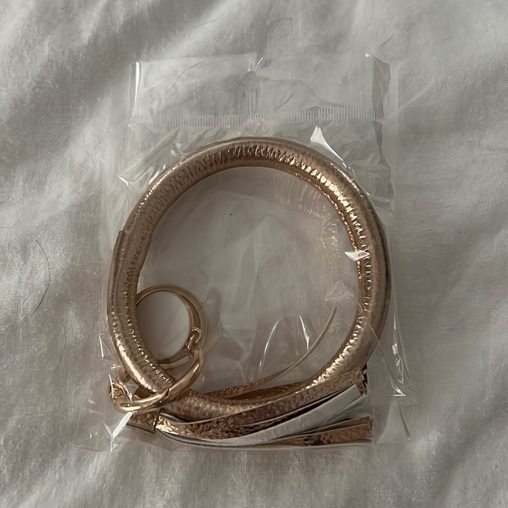 Wrist key chain - GOLD